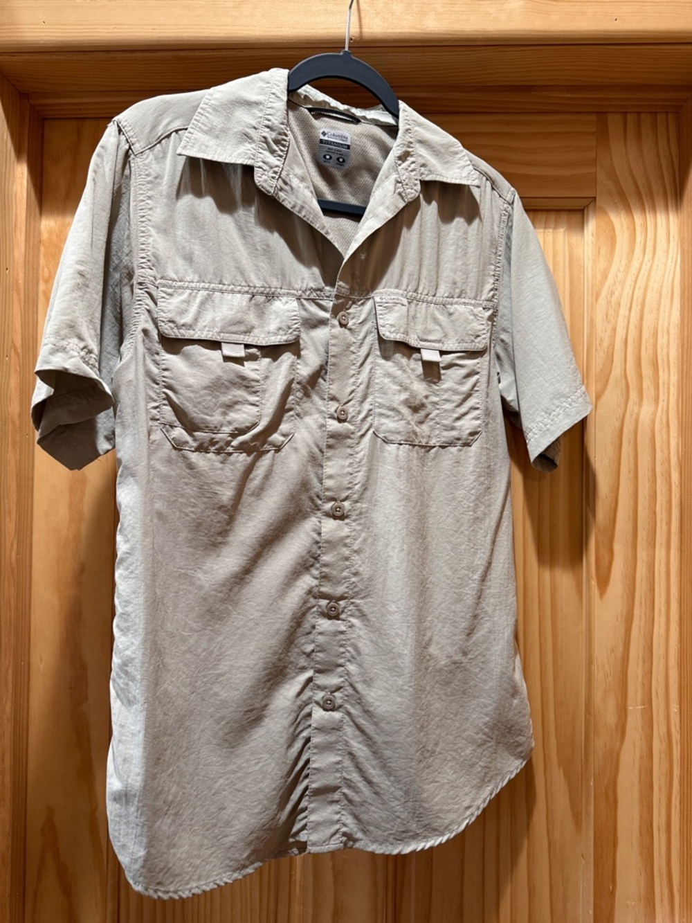 Columbia Men's Short-Sleeve Button-Up Shirt — Light Khaki